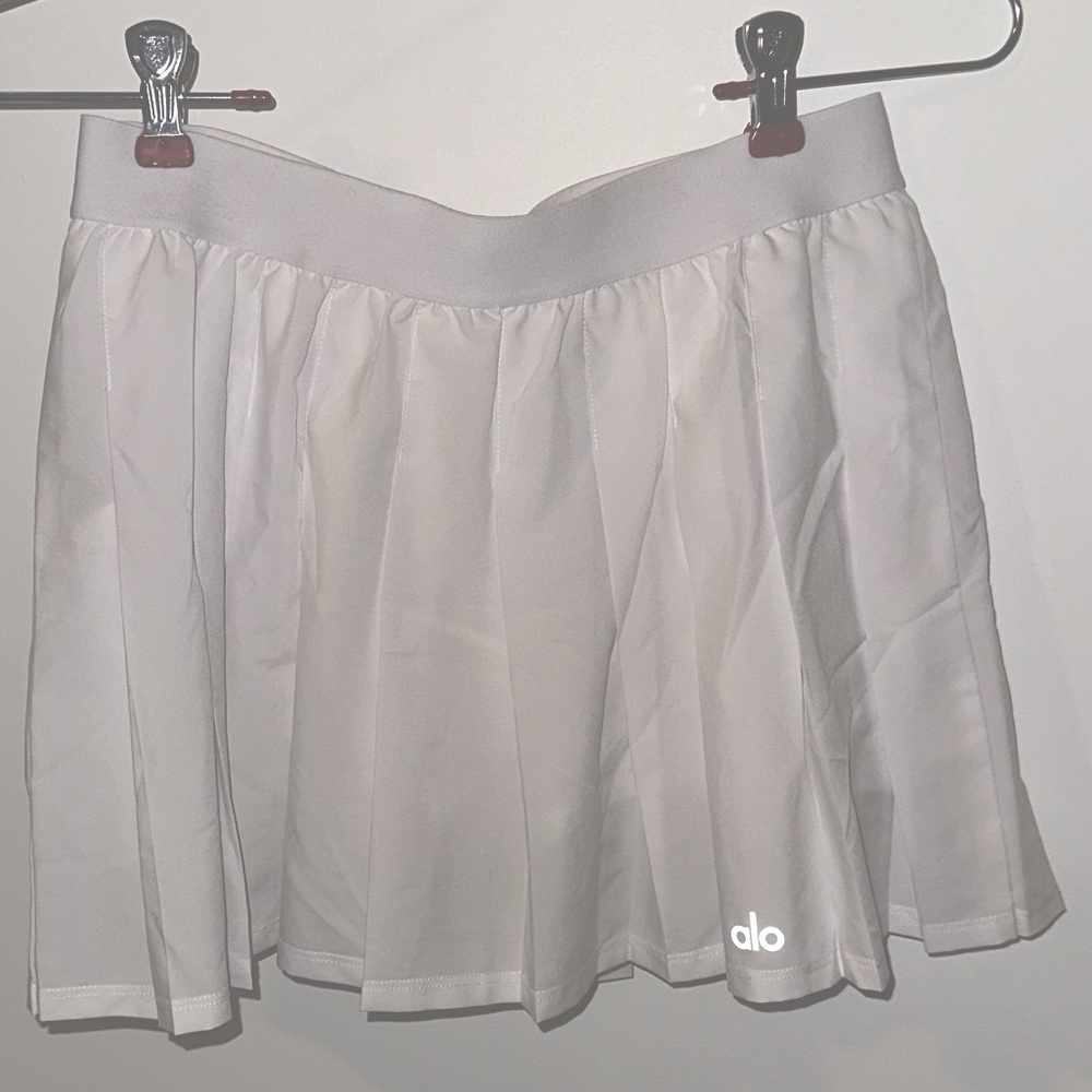 ALO Yoga Women's White Pleated Tennis Skirt